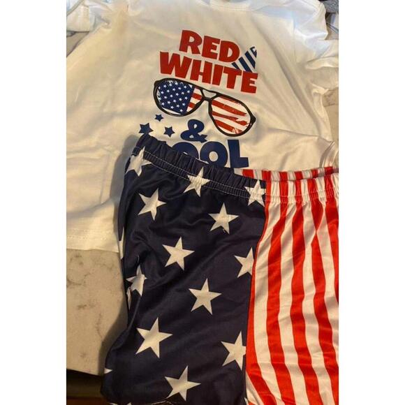 Toddler boy outfit - Picture 2 of 2